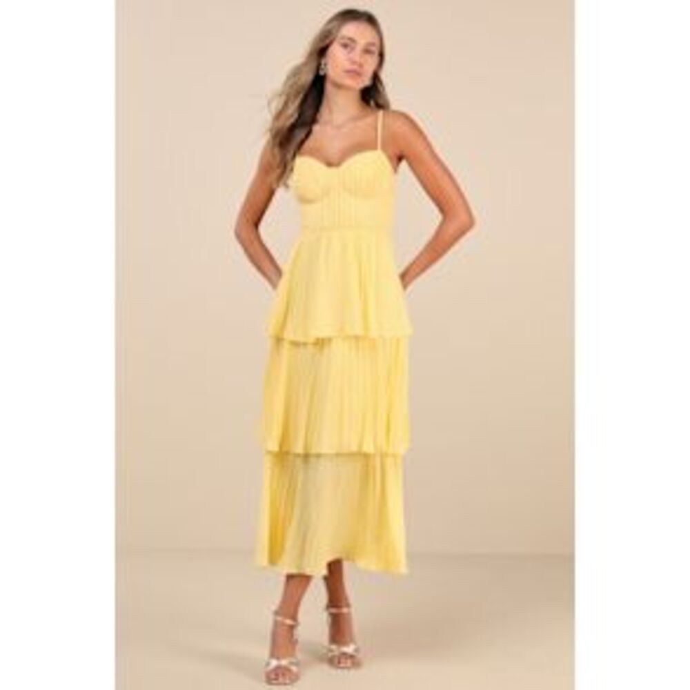Lulu's Yellow Tiered Midi Dress with Sweetheart Neckline